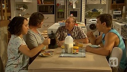 Imogen Willis, Brad Willis, Doug Willis, Josh Willis in Neighbours Episode 6864
