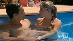Josh Willis, Amber Turner in Neighbours Episode 6875