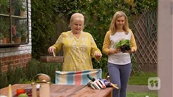 Sheila Canning, Georgia Brooks in Neighbours Episode 6939