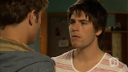 Kyle Canning, Chris Pappas in Neighbours Episode 6944