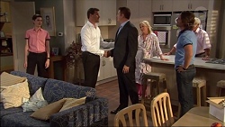 Bailey Turner, Matt Turner, Guy Carpenter, Lauren Turner, Brad Willis, Lou Carpenter in Neighbours Episode 7083
