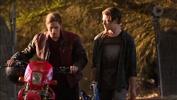 Tyler Brennan, Ben Kirk in Neighbours Episode 7175