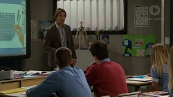 Brad Willis in Neighbours Episode 7177