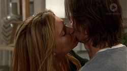 Terese Willis, Brad Willis in Neighbours Episode 7202