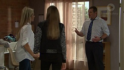 Andrea Somers (posing as Dee), Willow Somers (posing as Willow Bliss), Toadie Rebecchi in Neighbours Episode 7528