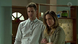 Mark Brennan, Sonya Rebecchi in Neighbours Episode 7528
