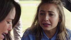 Paige Smith, Piper Willis in Neighbours Episode 7557