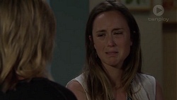 Steph Scully, Sonya Rebecchi in Neighbours Episode 7586