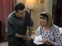 Matt Robinson, Melanie Pearson in Neighbours Episode 