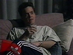 Paul Robinson in Neighbours Episode 