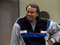 Doug Willis in Neighbours Episode 