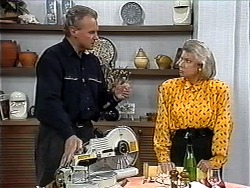 Jim Robinson, Helen Daniels in Neighbours Episode 