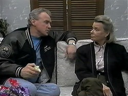 Jim Robinson, Helen Daniels in Neighbours Episode 