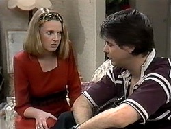 Melanie Pearson, Joe Mangel in Neighbours Episode 