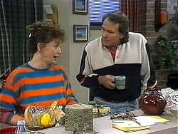 Pam Willis, Doug Willis in Neighbours Episode 1329