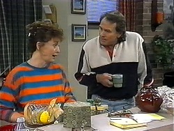 Pam Willis, Doug Willis in Neighbours Episode 