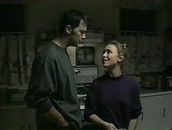 Matt Robinson, Gemma Ramsay in Neighbours Episode 1339