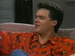 Paul Robinson in Neighbours Episode 