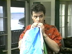 Paul Robinson in Neighbours Episode 