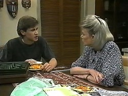 Ryan McLachlan, Helen Daniels in Neighbours Episode 