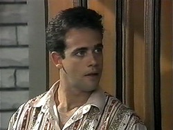 Glen Donnelly in Neighbours Episode 