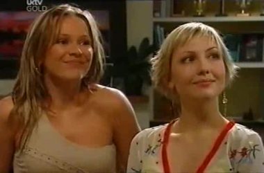 Steph Scully, Sindi Watts in Neighbours Episode 
