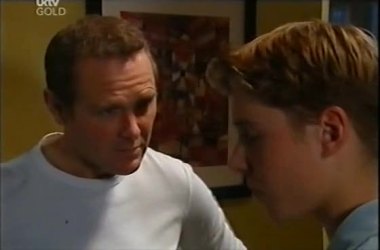 Max Hoyland, Boyd Hoyland in Neighbours Episode 4607