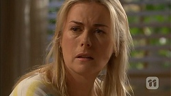 Lauren Turner in Neighbours Episode 