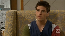 Chris Pappas in Neighbours Episode 