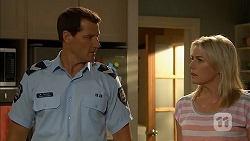 Matt Turner, Lauren Turner in Neighbours Episode 