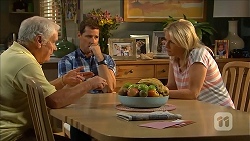 Lou Carpenter, Matt Turner, Lauren Turner in Neighbours Episode 6843
