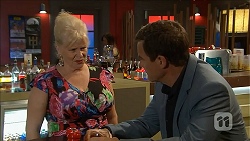 Sheila Canning, Paul Robinson in Neighbours Episode 