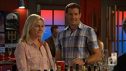 Lauren Turner, Matt Turner in Neighbours Episode 6847