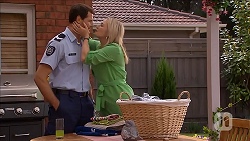 Matt Turner, Lauren Turner in Neighbours Episode 6849