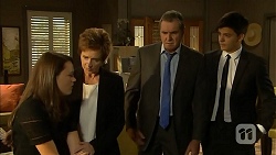 Sophie Ramsay, Susan Kennedy, Karl Kennedy, Zeke Kinski in Neighbours Episode 6857