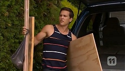 Josh Willis in Neighbours Episode 