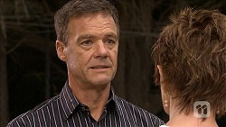 Paul Robinson, Susan Kennedy in Neighbours Episode 6859