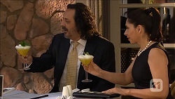 Guillermo Ibez, Mariana Ibez in Neighbours Episode 