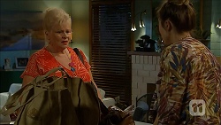 Sheila Canning, Sonya Rebecchi in Neighbours Episode 6861