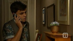 Zeke Kinski in Neighbours Episode 