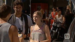 Josh Willis, Rick Blaine, Amber Turner in Neighbours Episode 6866