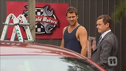 Mark Brennan, Paul Robinson in Neighbours Episode 6868