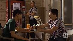 Hudson Walsh, Chris Pappas in Neighbours Episode 