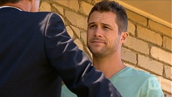 Paul Robinson, Mark Brennan in Neighbours Episode 