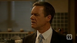 Paul Robinson in Neighbours Episode 6877