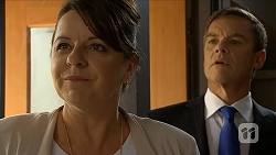 Polly Tranner, Paul Robinson in Neighbours Episode 