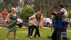 Sheila Canning, Polly Tranner, Naomi Canning, Matt Turner in Neighbours Episode 6881