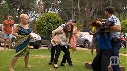 Sheila Canning, Polly Tranner, Naomi Canning, Matt Turner in Neighbours Episode 