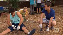 Chris Pappas, Georgia Brooks, Will Dampier in Neighbours Episode 