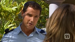 Matt Turner, Sonya Rebecchi in Neighbours Episode 